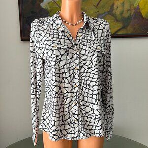 BCBG Maxazria NWT Black and White Collared Button-Down Blouse